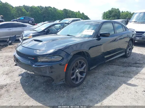 2C3CDXHG9KH527193 2019 DODGE CHARGER - Image 2