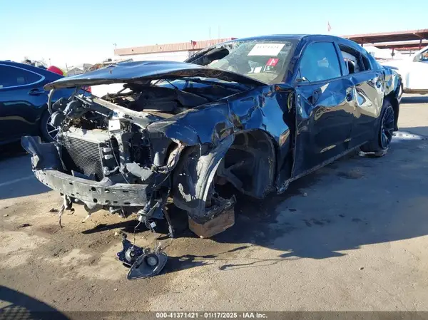 2C3CDXHG9KH567273 2019 DODGE CHARGER - Image 2