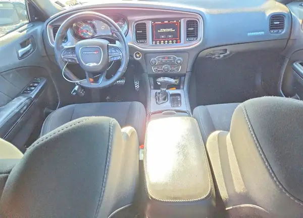2C3CDXHG9KH572375 2019 DODGE CHARGER - Image 8