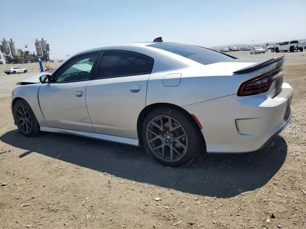 2C3CDXHG9KH678776 2019 DODGE CHARGER - Image 2