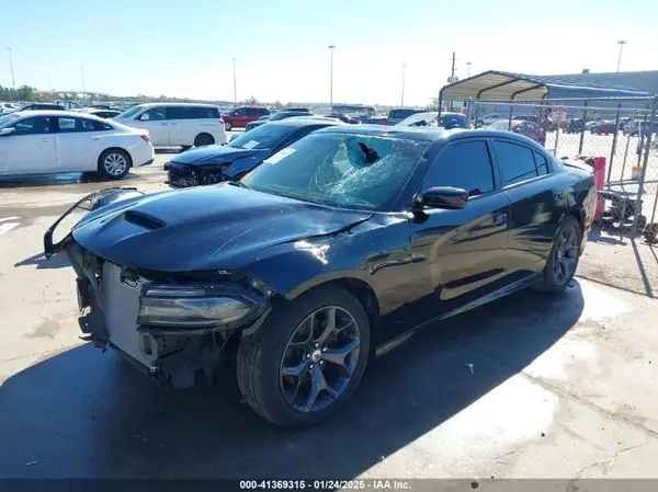 2C3CDXHG9KH685131 2019 DODGE CHARGER - Image 2