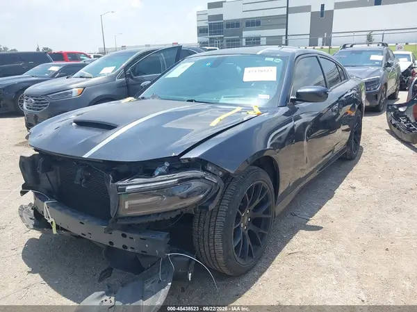 2C3CDXHG9KH696551 2019 DODGE CHARGER - Image 2