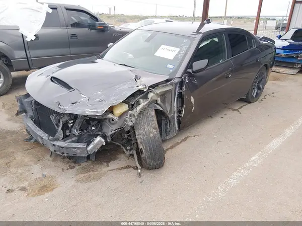 2C3CDXHG9KH743769 2019 DODGE CHARGER - Image 2