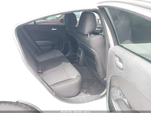 2C3CDXHGXGH143740 2016 DODGE CHARGER - Image 8