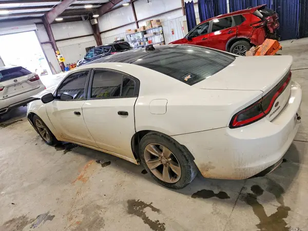 2C3CDXHGXGH173045 2016 DODGE CHARGER - Image 2