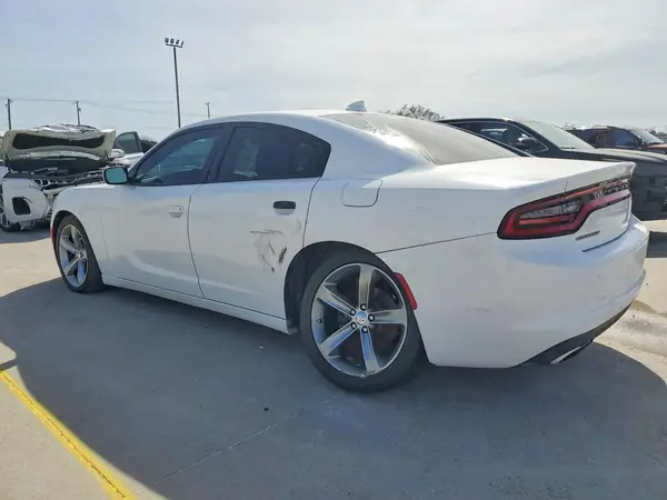 2C3CDXHGXGH339242 2016 DODGE CHARGER - Image 2