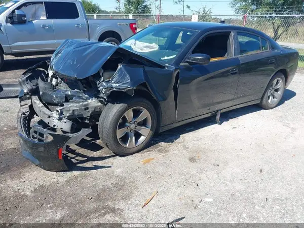 2C3CDXHGXJH125004 2018 DODGE CHARGER - Image 2