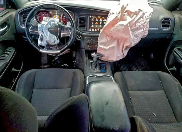 2C3CDXHGXJH139517 2018 DODGE CHARGER - Image 8