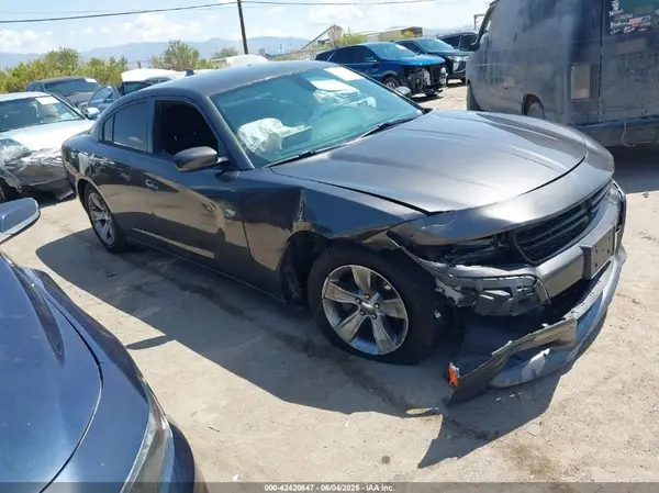 2C3CDXHGXJH155992 2018 DODGE CHARGER - Image 1