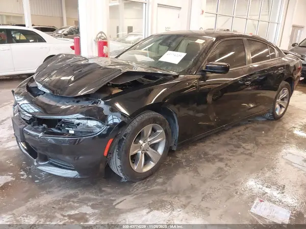 2C3CDXHGXJH174185 2018 DODGE CHARGER - Image 2