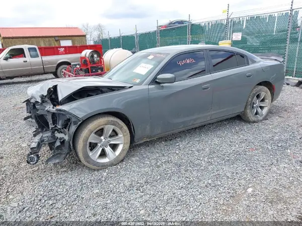 2C3CDXHGXJH175837 2018 DODGE CHARGER - Image 2