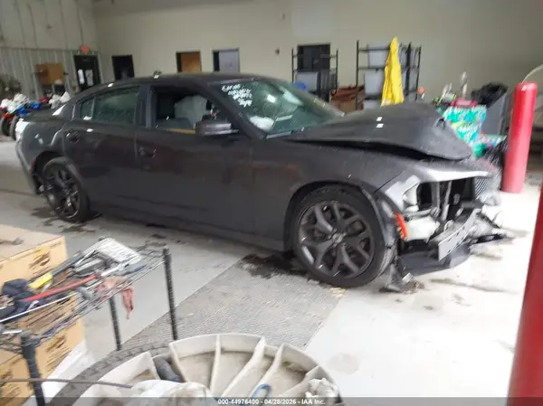 2C3CDXHGXJH215771 2018 DODGE CHARGER - Image 1