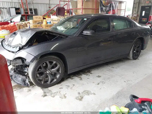 2C3CDXHGXJH215771 2018 DODGE CHARGER - Image 2