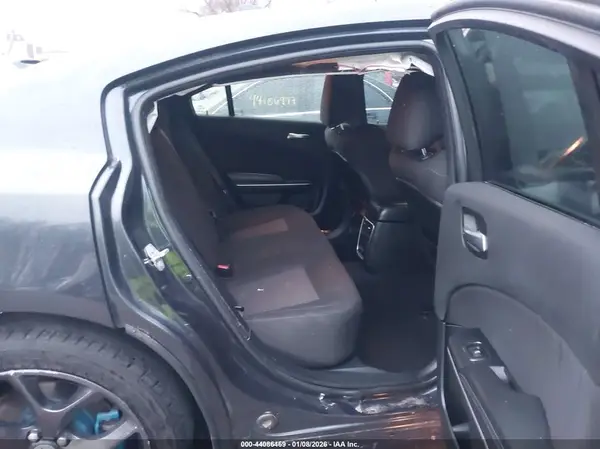 2C3CDXHGXKH608655 2019 DODGE CHARGER - Image 8
