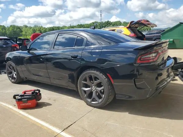 2C3CDXHGXKH680889 2019 DODGE CHARGER - Image 2