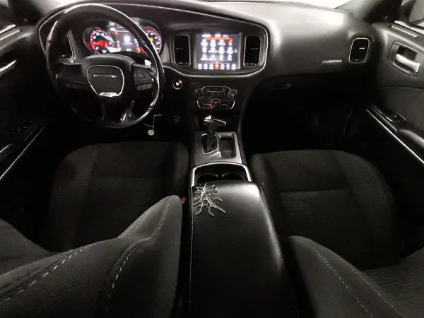 2C3CDXHGXKH685025 2019 DODGE CHARGER - Image 8
