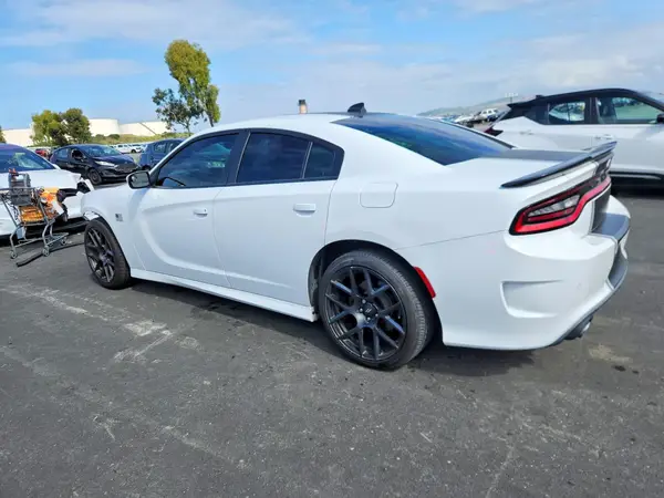 2C3CDXHGXKH710568 2019 DODGE CHARGER - Image 2