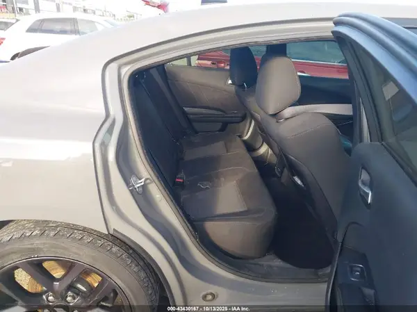 2C3CDXHGXKH713700 2019 DODGE CHARGER - Image 8