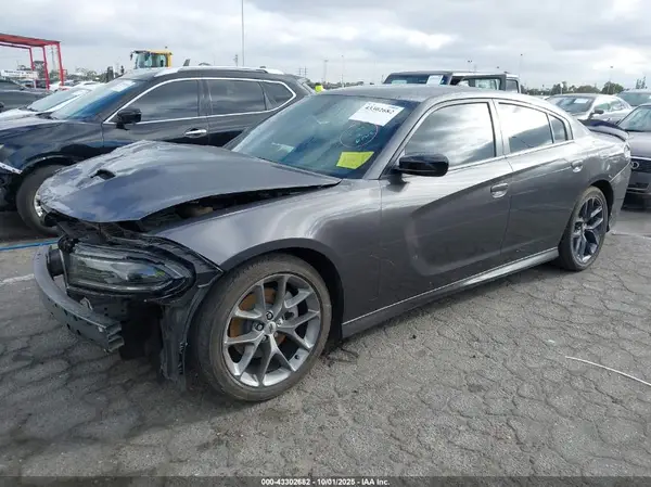 2C3CDXHGXPH652985 2023 DODGE CHARGER - Image 2