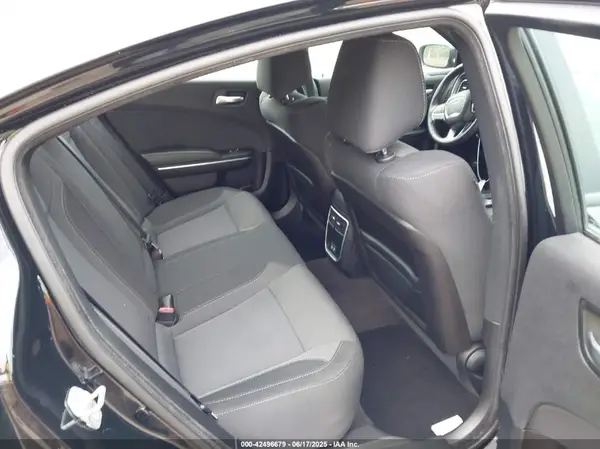 2C3CDXJG0GH357601 2016 DODGE CHARGER - Image 8