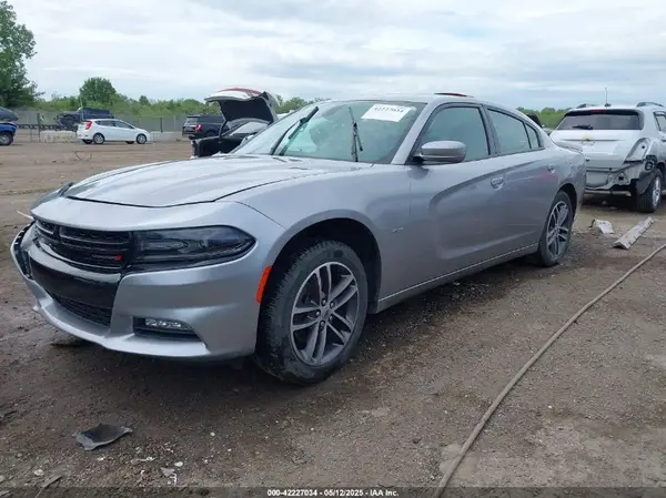 2C3CDXJG0JH222268 2018 DODGE CHARGER - Image 2