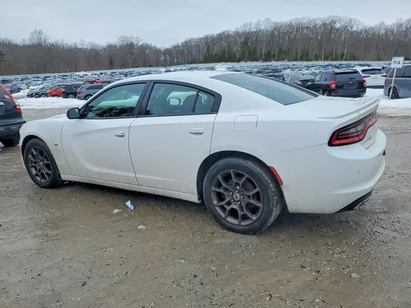 2C3CDXJG0JH255979 2018 DODGE CHARGER - Image 2