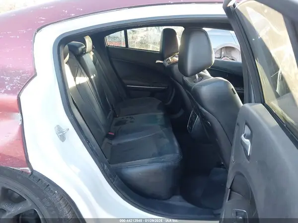 2C3CDXJG1GH110961 2016 DODGE CHARGER - Image 8