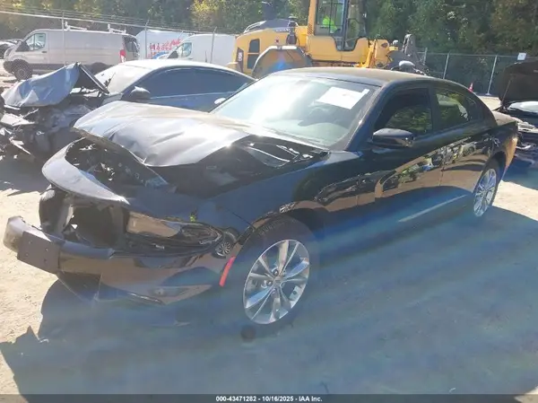 2C3CDXJG1PH632375 2023 DODGE CHARGER - Image 2