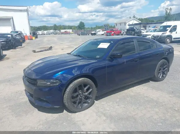 2C3CDXJG2GH252235 2016 DODGE CHARGER - Image 2
