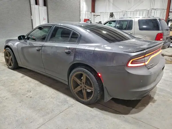 2C3CDXJG2GH293805 2016 DODGE CHARGER - Image 2
