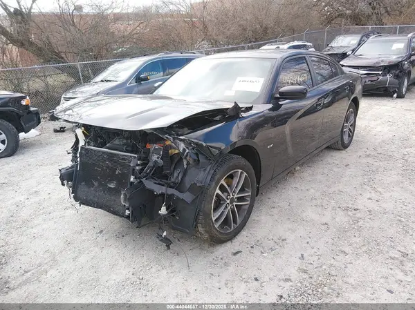 2C3CDXJG2JH130529 2018 DODGE CHARGER - Image 2