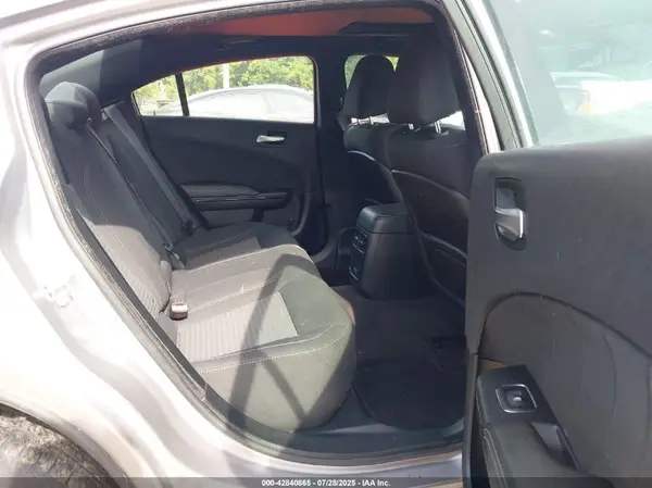 2C3CDXJG2JH136508 2018 DODGE CHARGER - Image 8