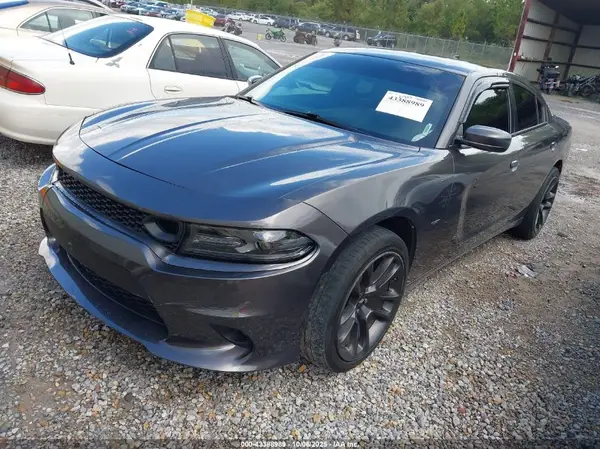 2C3CDXJG2JH231358 2018 DODGE CHARGER - Image 2