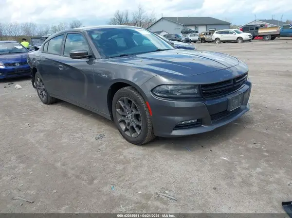 2C3CDXJG2JH330696 2018 DODGE CHARGER - Image 1