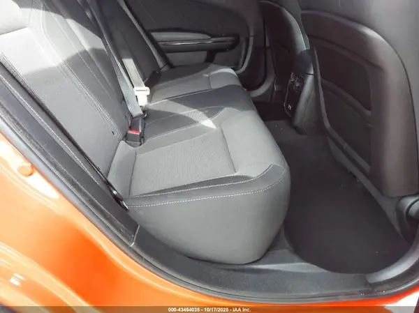 2C3CDXJG2KH555413 2019 DODGE CHARGER - Image 8