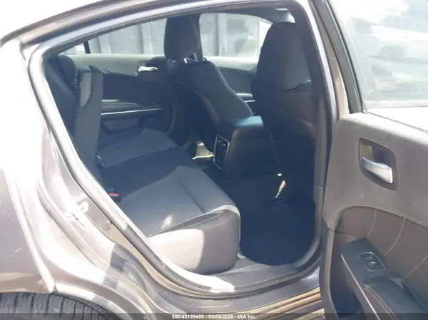 2C3CDXJG3GH105373 2016 DODGE CHARGER - Image 8