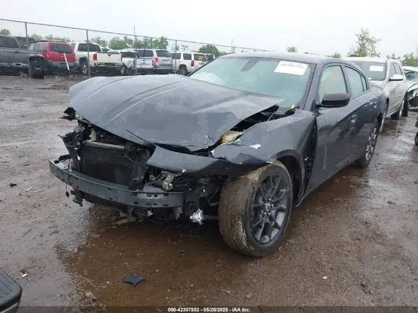 2C3CDXJG3JH274011 2018 DODGE CHARGER - Image 2