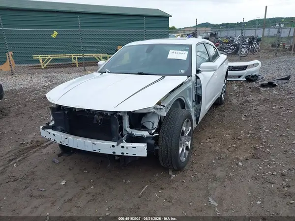 2C3CDXJG4HH541537 2017 DODGE CHARGER - Image 2