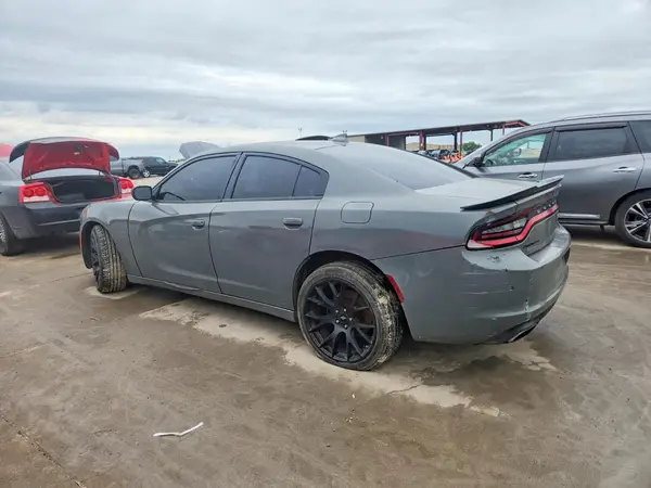 2C3CDXJG4HH557723 2017 DODGE CHARGER - Image 2