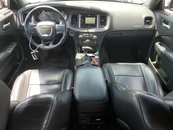 2C3CDXJG5HH585563 2017 DODGE CHARGER - Image 8