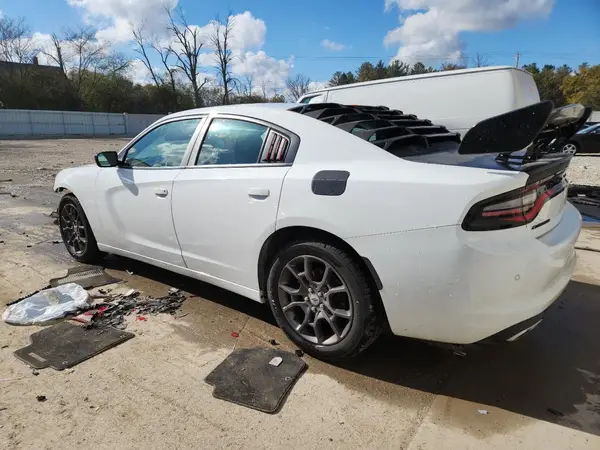 2C3CDXJG5JH230995 2018 DODGE CHARGER - Image 2
