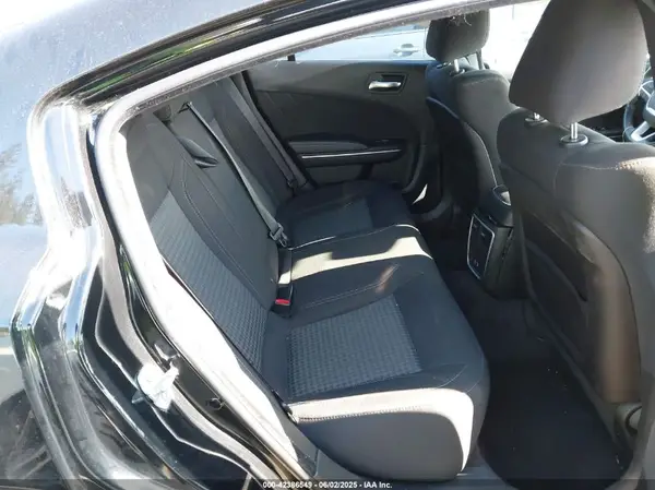 2C3CDXJG5JH277752 2018 DODGE CHARGER - Image 8