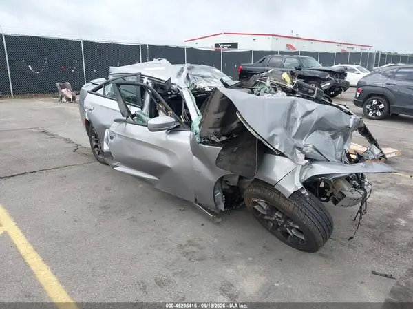 2C3CDXJG6JH189597 2018 DODGE CHARGER - Image 1