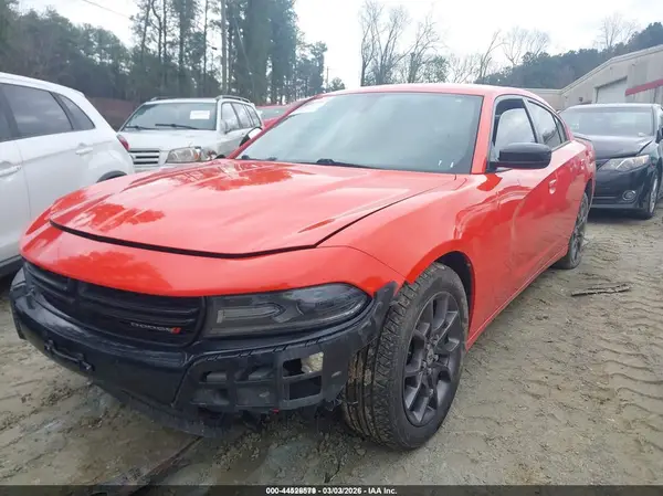 2C3CDXJG6JH330667 2018 DODGE CHARGER - Image 2