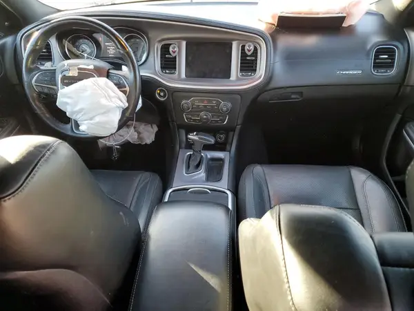 2C3CDXJG6KH679619 2019 DODGE CHARGER - Image 8