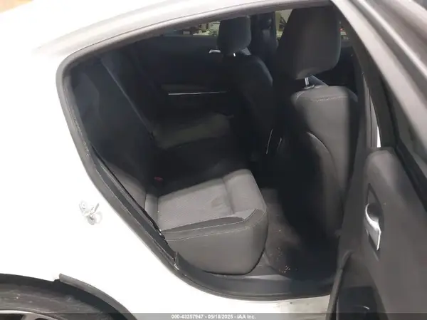 2C3CDXJG7HH569851 2017 DODGE CHARGER - Image 8