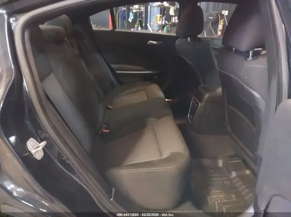 2C3CDXJG7JH158486 2018 DODGE CHARGER - Image 8