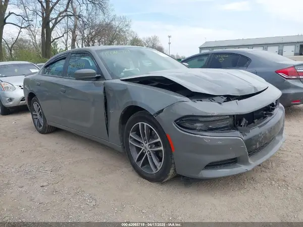 2C3CDXJG7JH231484 2018 DODGE CHARGER - Image 1