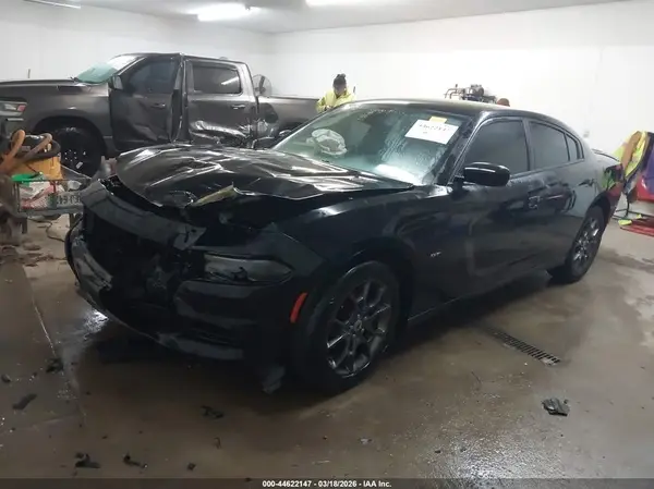 2C3CDXJG7JH291555 2018 DODGE CHARGER - Image 2