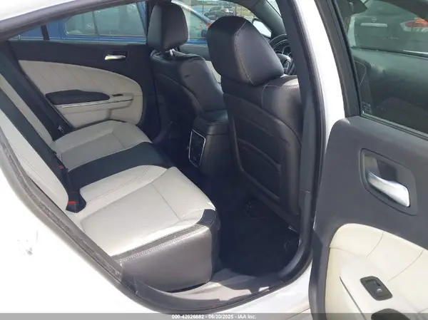 2C3CDXJG8HH507519 2017 DODGE CHARGER - Image 8